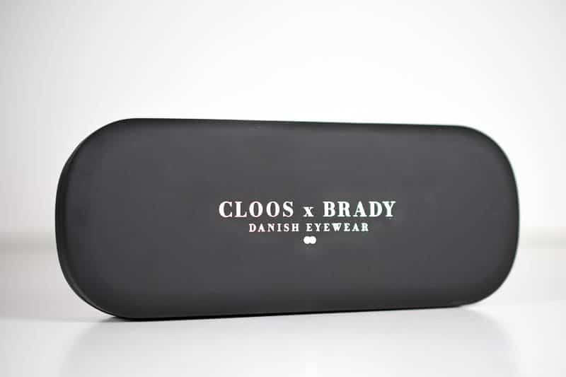 Christopher Cloos clam shell case