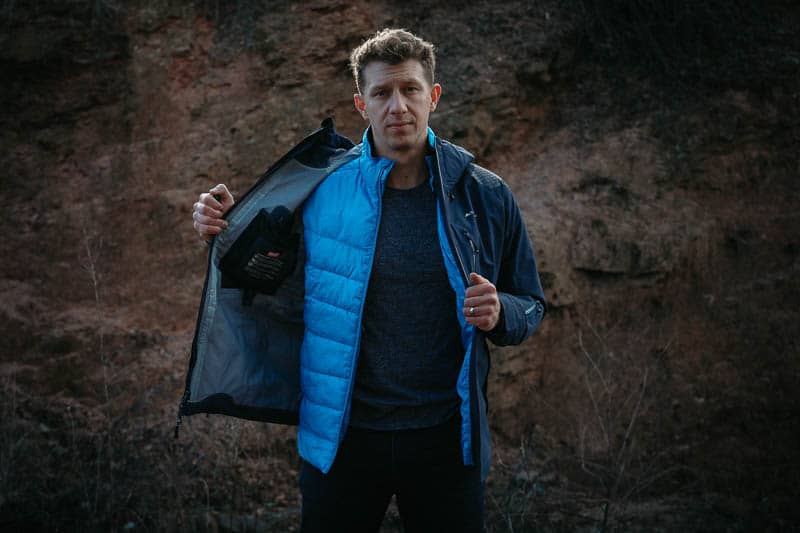 how to zip in Cortazu mid layer jacket into mountain hard shell