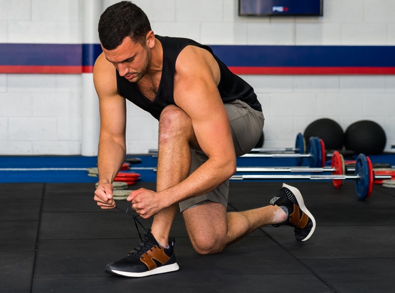 Model tying shoes