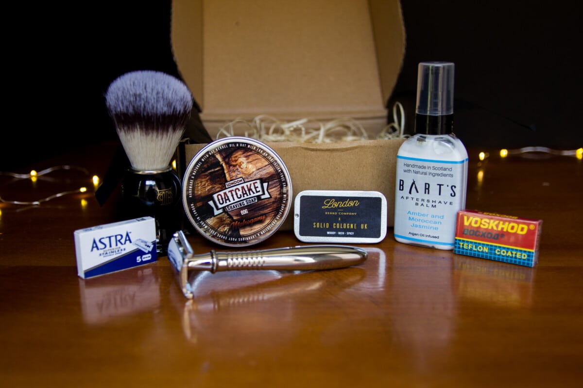 The Personal Barber Review Front on Shot of all Products sitting outside of box 1