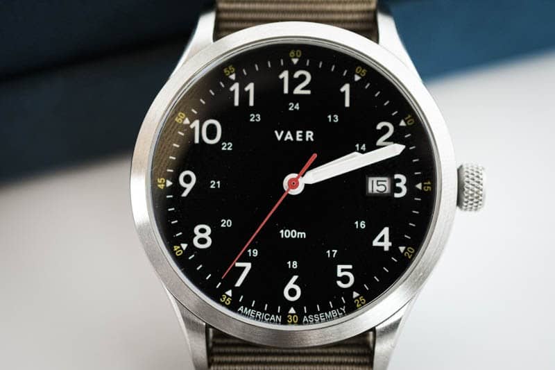 How Military Style Can Level Up Your Closet: The Complete Guide for Men 13 vaer c5 closeup on black dial heritage field watch red second hand detail