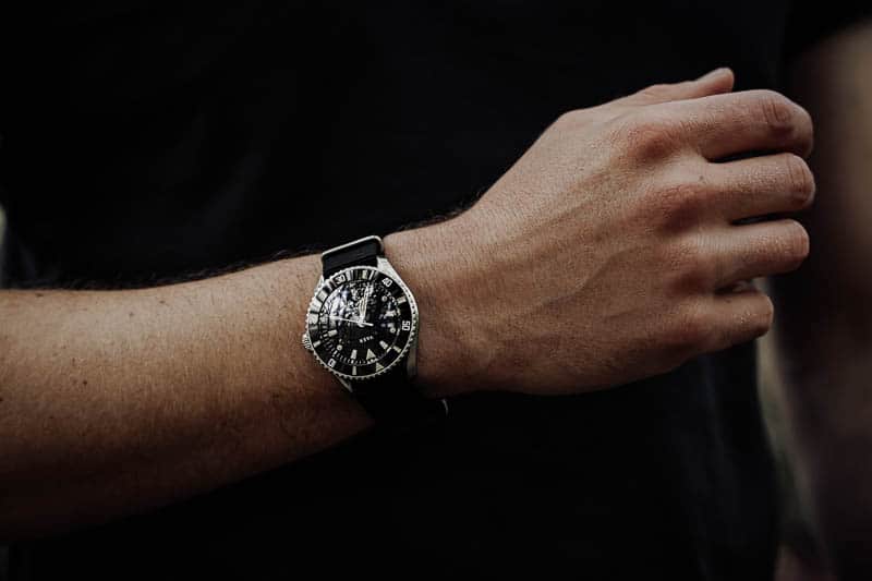 Vaer d5 on wrist