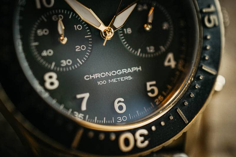 Vincero Outrider chronograph detail